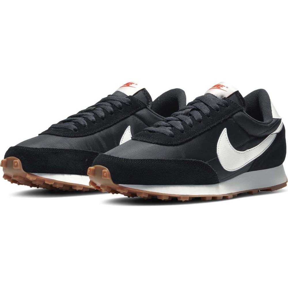 Nike Daybreak Sneaker